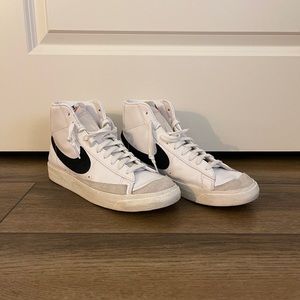 REDUCED‼️Nike | Blazer Mid’ 77 Sneakers